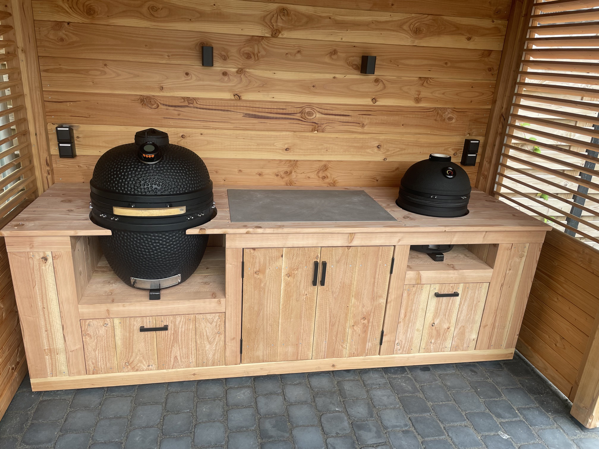 Luxe houten BBQ meubel